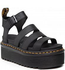 Sandały na koturnie Dr. Martens czarne 