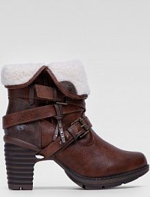 Botki na słupku mustang brązowe 1292-602-301