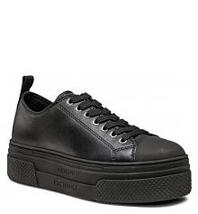 Półbuty na koturnie Armani Exchange czarne 