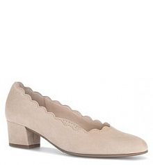 Półbuty na obcasie Gabor beżowe damskie 