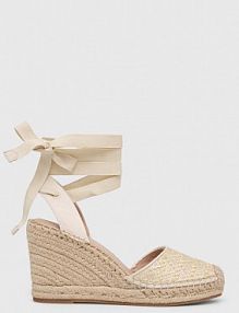 Sandały na koturnie ALDO  beżowe 13578850.Efemina