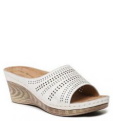 Klapki na koturnie Clara Barson białe 