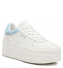 Półbuty na koturnie Guess białe 