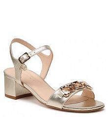 Sandały na słupku Solo Femme złote 