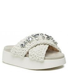 Klapki na koturnie Inuikii białe 