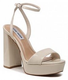 Sandały na słupku Steve Madden écru 