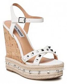 Sandały na koturnie Steve Madden białe 