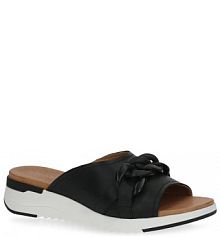 Klapki na koturnie Caprice czarne 