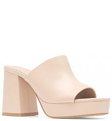 Klapki na słupku DeeZee beżowe 