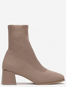 Ciemnobeżowe Botki za Kostkę z Elastycznego Materiału na Geometrycznym Słupku Aidara vices