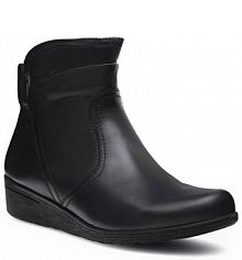 Botki na koturnie Go Soft czarne 