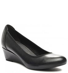 Półbuty na koturnie Tamaris czarne 