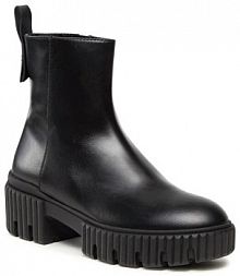 Botki na słupku Baldinini czarne 