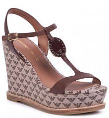 Sandały na koturnie Emporio Armani brązowe 