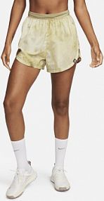 Spodenki do biegania w terenie ze średnim stanem 7,5 cm, wszytą białeizną i kieszeniami Nike Dri-FIT Repel brązowe damskie