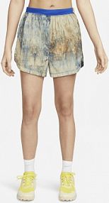 Spodenki do biegania w terenie ze średnim stanem 7,5 cm, wszytą białeizną i kieszeniami Nike Dri-FIT Repel brązowe damskie