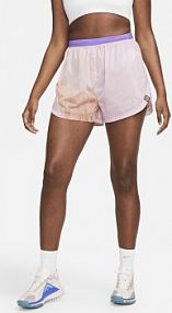 Spodenki do biegania w terenie ze średnim stanem 7,5 cm, wszytą białeizną i kieszeniami Nike Dri-FIT Repel Żółty damskie