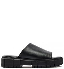 Klapki na koturnie Tamaris czarne 