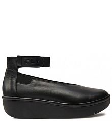 Półbuty na obcasie Fly London czarne damskie 