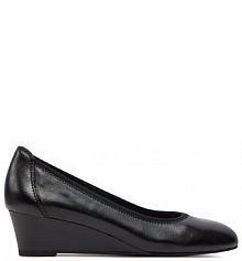 Półbuty na koturnie Tamaris czarne 