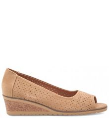 Półbuty na koturnie Clara Barson beżowe 