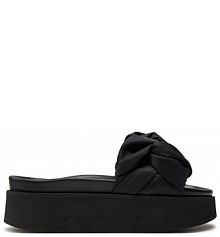 Klapki Inuikii czarne damskie 