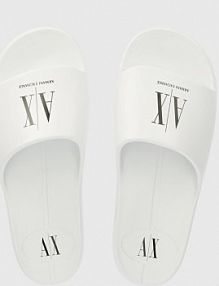 Klapki Armani Exchange  białe męskie XUP012.XV675.K488