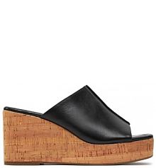 Klapki na koturnie Tamaris czarne 