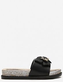 Czarne Klapki na Niskiej Platformie ze Złotymi Ozdobami i Kokardą Oatiss Renee damskie
