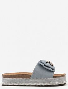 Jasnoniebieskie Klapki na Ozdobnej Podeszwie z Kokardą i Metalicznymi Detalami Silgara Renee damskie