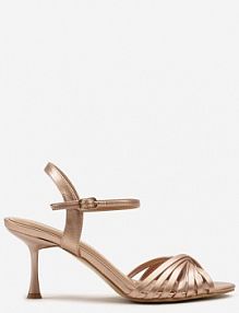 Szampańskie Sandały z Imitacji Skóry na Niskiej Szpilce ze Sprzączką Marique Renee