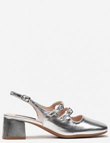 Srebrne Czółenka na Niskim Słupku ze Sprzączkami i Noskiem w Kwadrat Seraphela Renee