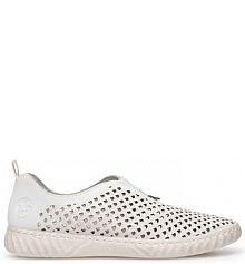 Półbuty wsuwane Rieker białe damskie 