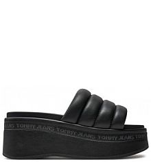 Klapki na koturnie Tommy Jeans czarne 