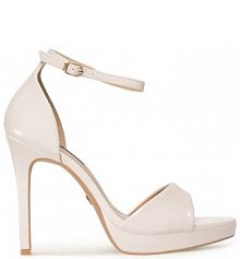 Sandały na szpilce Nine West białe 