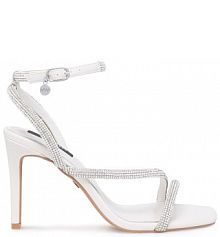 Sandały na szpilce Nine West białe 
