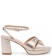Sandały na słupku Clara Barson złote 