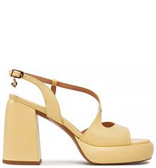 Sandały na słupku R.Polański żółte 