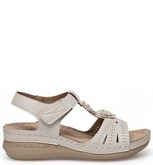 Sandały na koturnie Clara Barson beżowe 