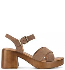 Sandały na słupku Lasocki brązowe 