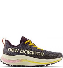 Buty do biegania w terenie New Balance zielone damskie FuelCell SuperComp Trail WTTRXCM1
