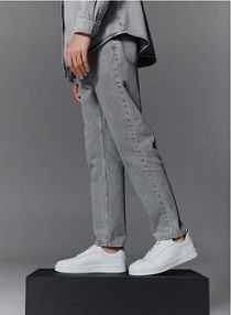 Skórzane sneakersy Reserved białe męskie 805BV-00X