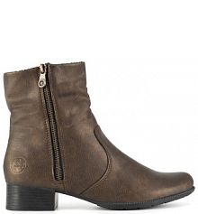 Botki na słupku Rieker brązowe 