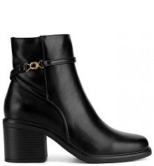 Botki na słupku Clara Barson czarne 