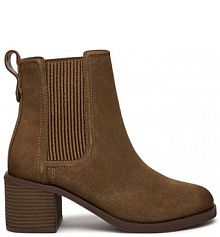 Botki na słupku Clarks brązowe 