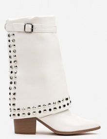 Białe Kozaki Kowbojki na Słupku Ozdobione Klamrą Ćwiekami i Wywiniętą Cholewką Izavira Renee