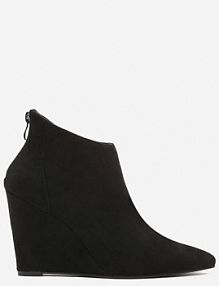 Czarne Botki na Koturnie z Asymetryczną Cholewką Zinera Renee