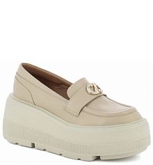 Mokasyny Carinii beżowe damskie