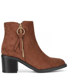 Botki na słupku Clara Barson brązowe 