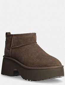 Botki na słupku Ugg  brązowe 1158311.HCK